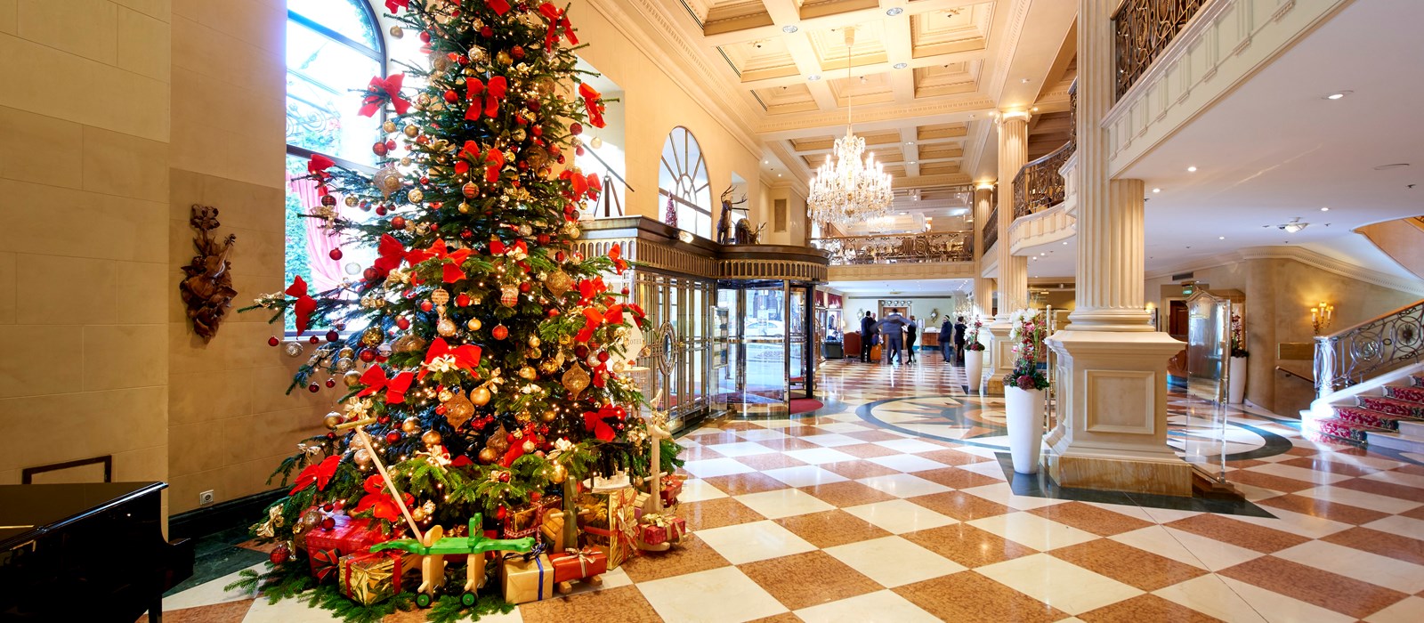 Christmas And New Year S Eve Unkai Japanese Cuisine Grand Hotel Wien